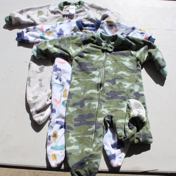 Gerber Fleece Baby Boy Footed Sleepers - Size 6-9 months - 3 pc Bundle - Picture 1 of 7